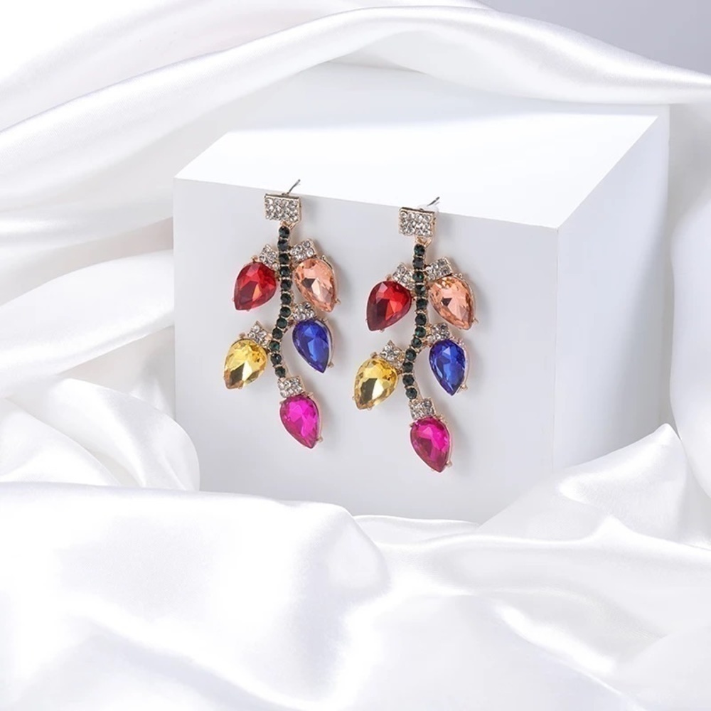 Holiday Lights Drop Fashion Earrings